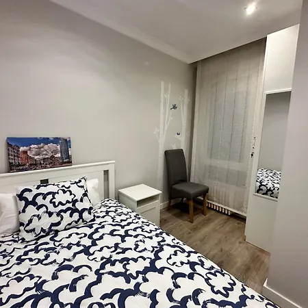 Encantador En El Centro De Con Parking Opcional Apartamento