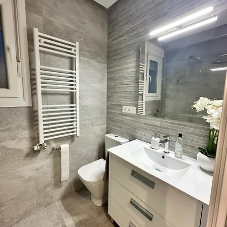 Encantador En El Centro De Con Parking Opcional בילבאו