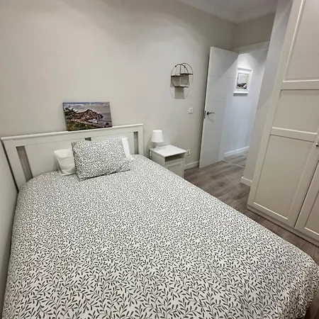 Encantador En El Centro De Con Parking Opcional דירה *