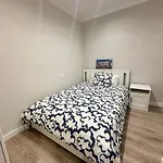 Encantador En El Centro De Con Parking Opcional Більбао